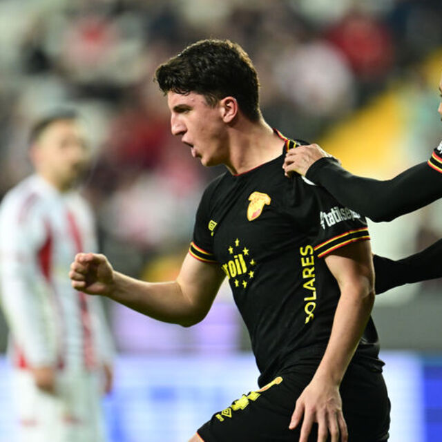 Göztepe'de Taha parladı!