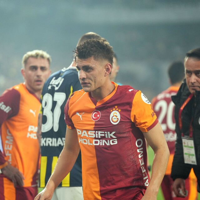 Çakmak atan taraftar yakalandı!