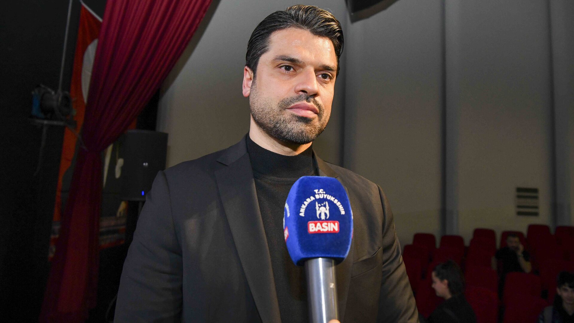 İskenderunspor'da Gökhan Zan Dönemi Başladı: 1.5 Yıllık Sözleşme