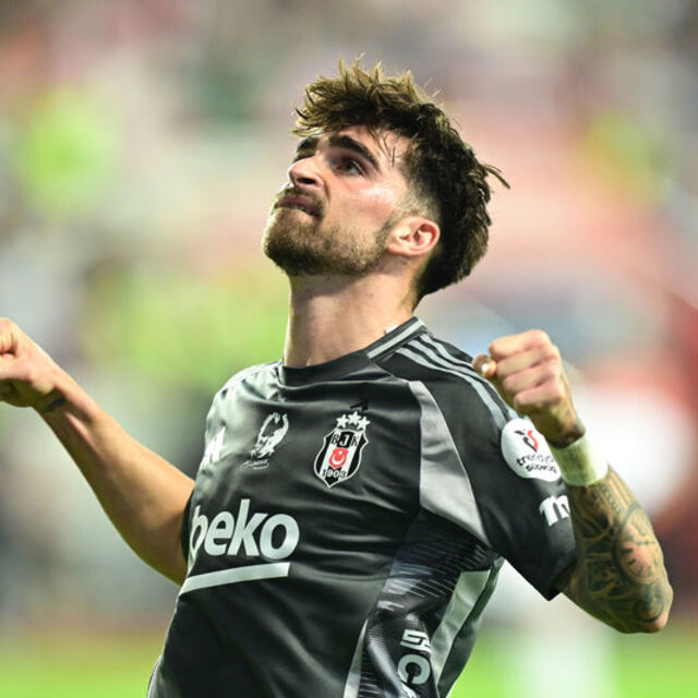 Azmin sonu Jota Silva!