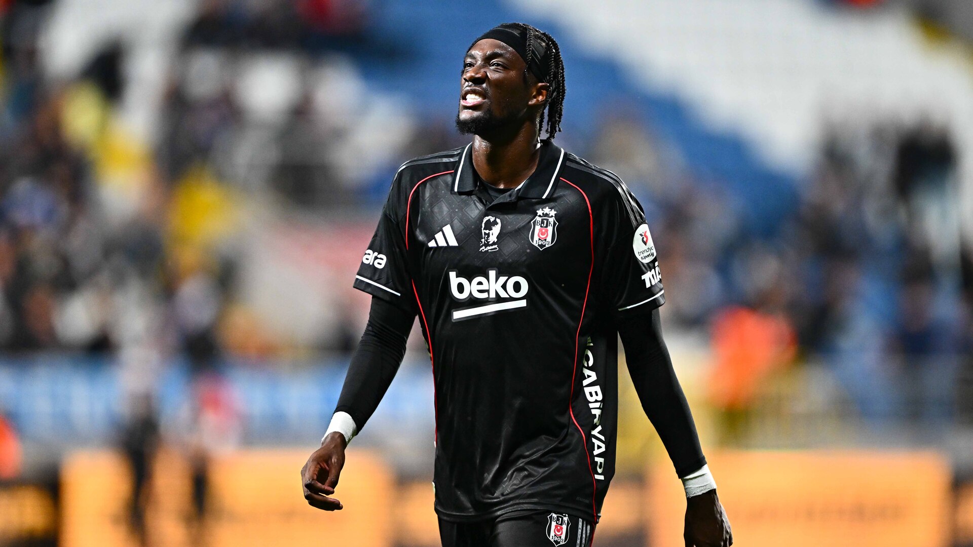 Beşiktaş'ta Transfer Hareketliliği: Abraham'ın Geleceği Belirsiz