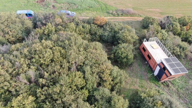 Pes artık dedirten hırsızlık! 'Tiny House'u çaldı!