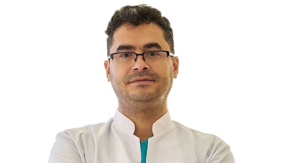 Ünlü estetik doktoru kaza kurbanı!