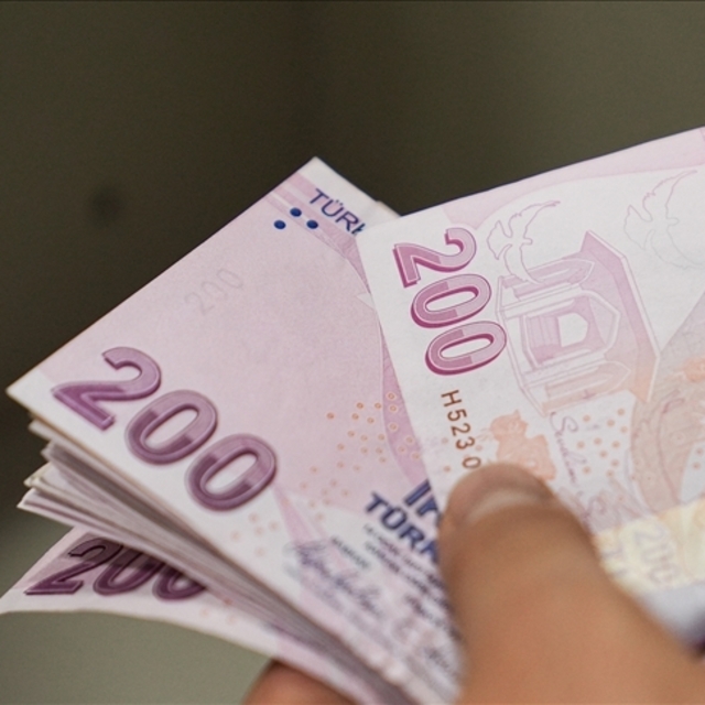 BES'te fon büyüklüğü 2 trilyon lirayı aştı