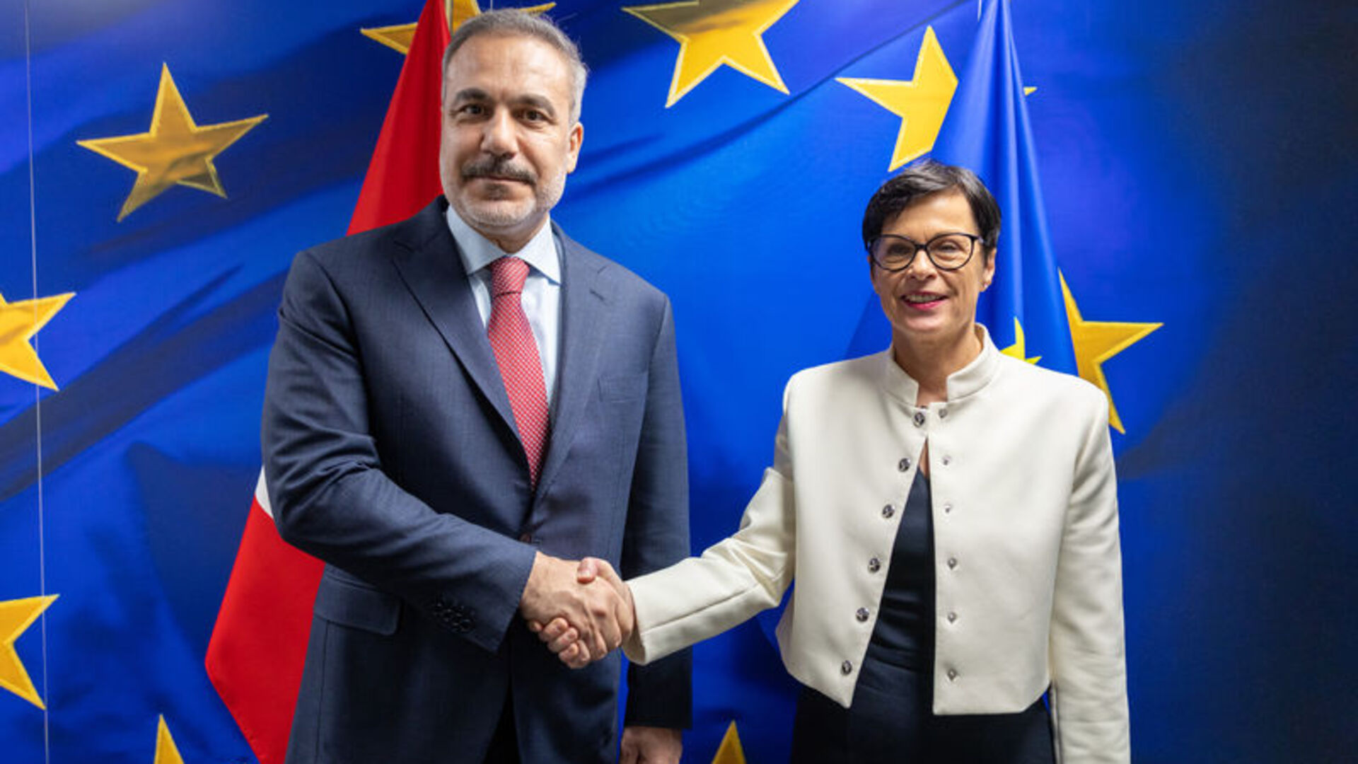 Bakan Fidan, AB Komisyonu Üyesi Marta Kos ile Görüştü ve NATO Toplantısına Katılacak