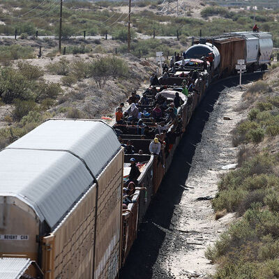 ABD 19 ülkenin iltica başvurularını askıya aldı