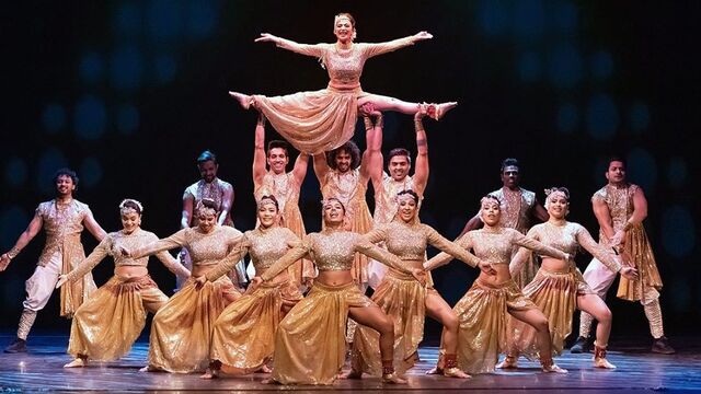 Bollywood büyüsü 'Taj Express'le İstanbul'da