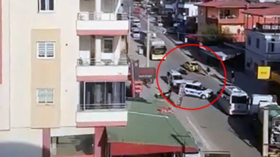 Önce anne ile oğlunu sonra büfeciyi öldürdü! Vurularak yakalandı!