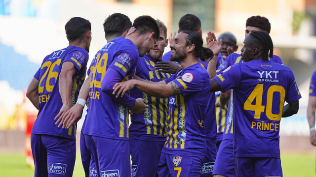 Eyüpspor 6 golle turladı!