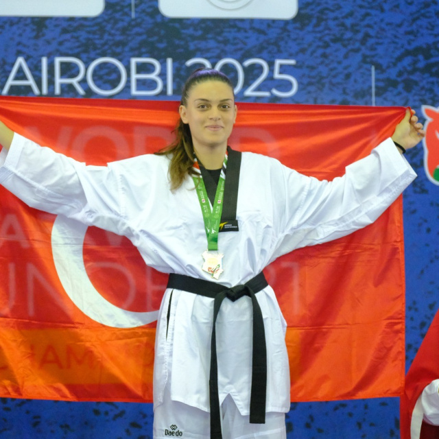 Begüm Kavukcuoğlu dünya şampiyonu!