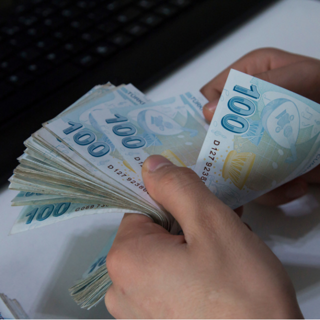 Kuruşu kuruşuna yönetici zamları