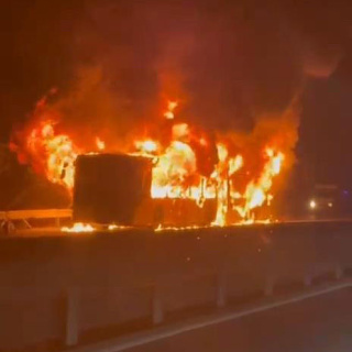 İETT otobüsü alev alev yandı