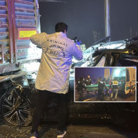 TIR'a arkadan çarptı! 2'si kadın 4 ölü! Katliam gibi...