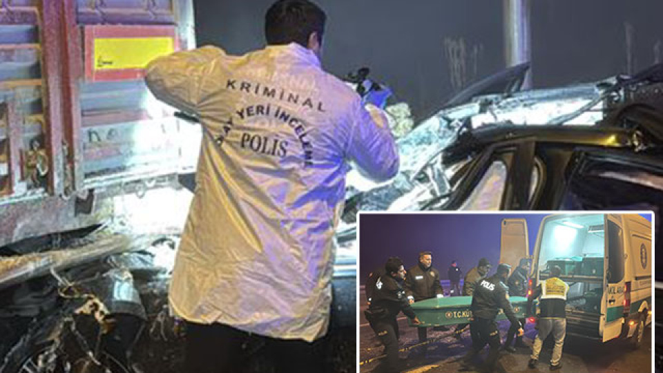 TIR'a arkadan çarptı! 2'si kadın 4 ölü! Katliam gibi...