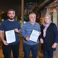 Anne oğul bıçaklandı! Babanın dişleri kırıldı! Komşu değil kâbus!