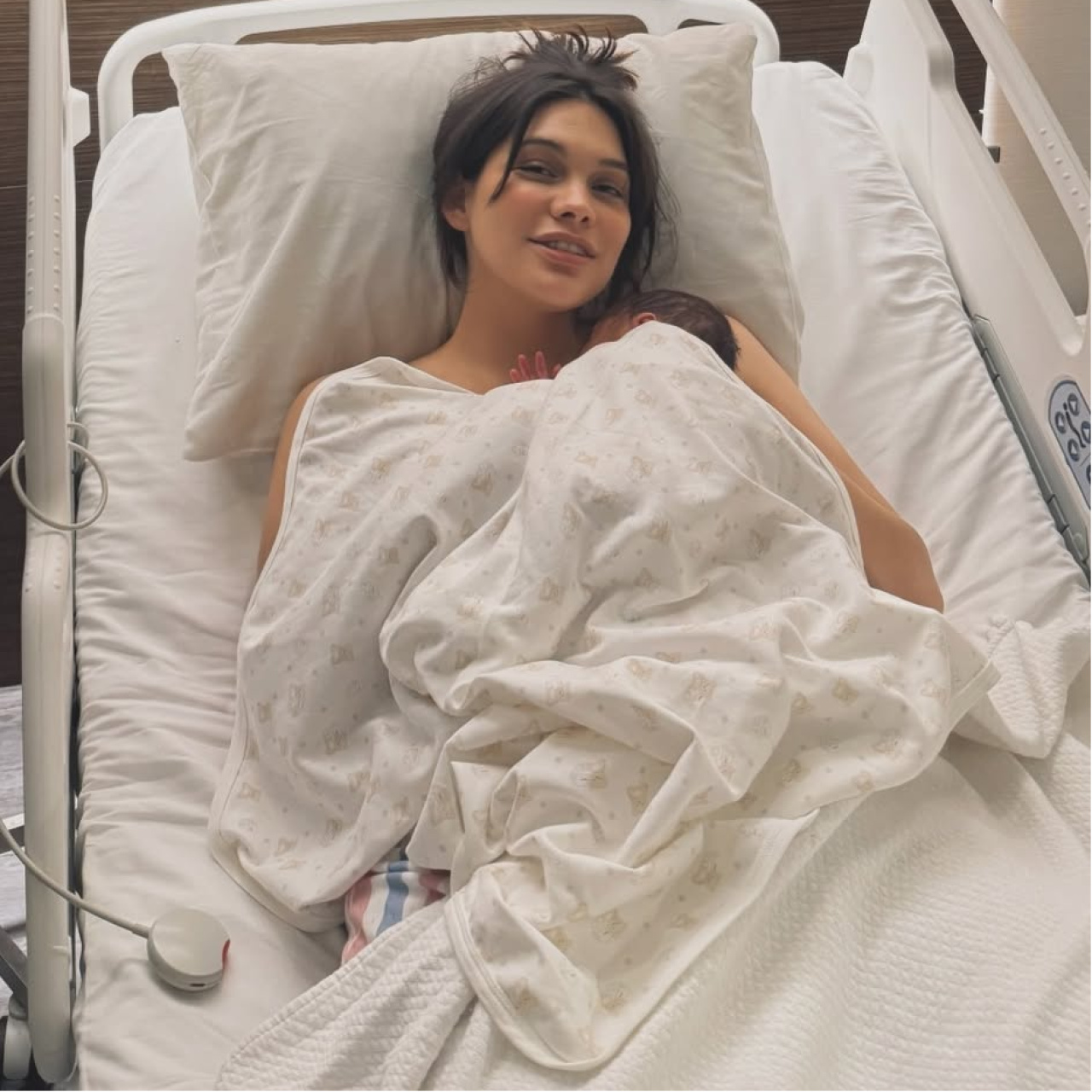 Anne - oğuldan yeni fotoğraf