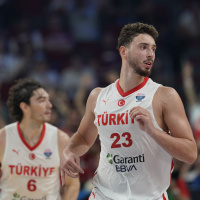 12 Dev Adam, FIBA dünya sıralamasında yükseldi!