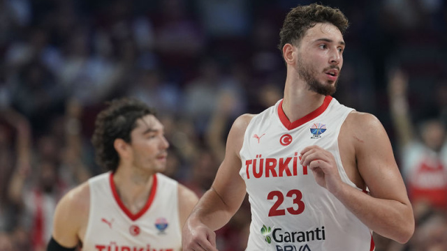 12 Dev Adam, FIBA dünya sıralamasında yükseldi!