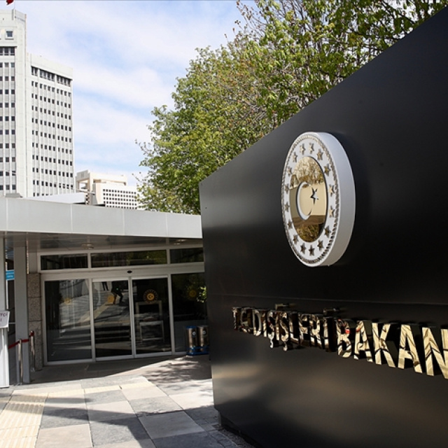 Ukraynalı ve Rus temsilciler Dışişleri'ne çağırıldı