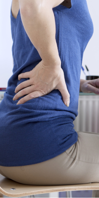 Sırt ağrısından kurtaran en pratik yollar