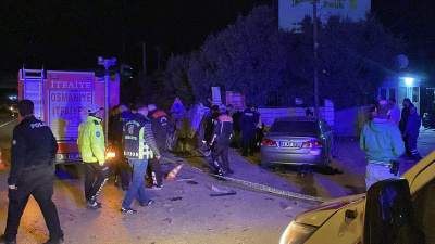 Osmaniye'de zincirleme trafik kazası! 3 araç birbirine girdi! Ölü ve yaralılar var