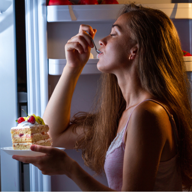 Geceleri neden açlık krizine giriyoruz?