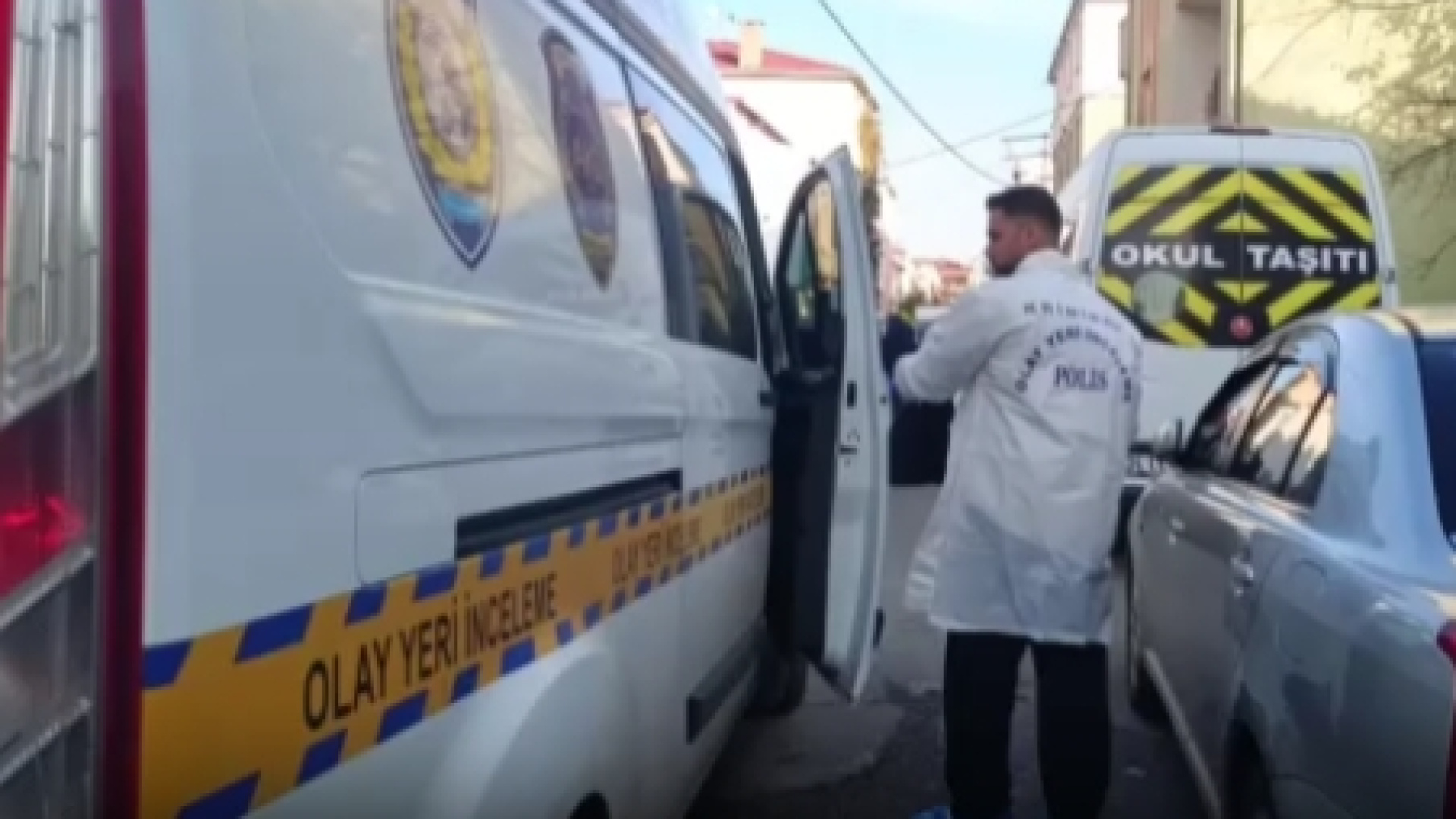 Sultanbeyli'de 25 Yaşındaki Kadın Evinde Silahla Ölü Bulundu
