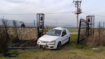 Kaza yaptı, bayıldı, hipotermi geçirdi!