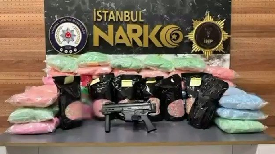 100 binlerce uyuşturucu hap ele geçirildi