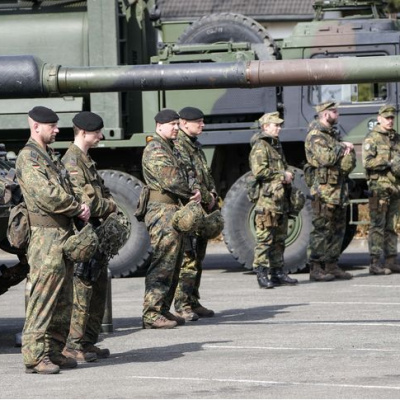 Almanya asker sayısını artıracak