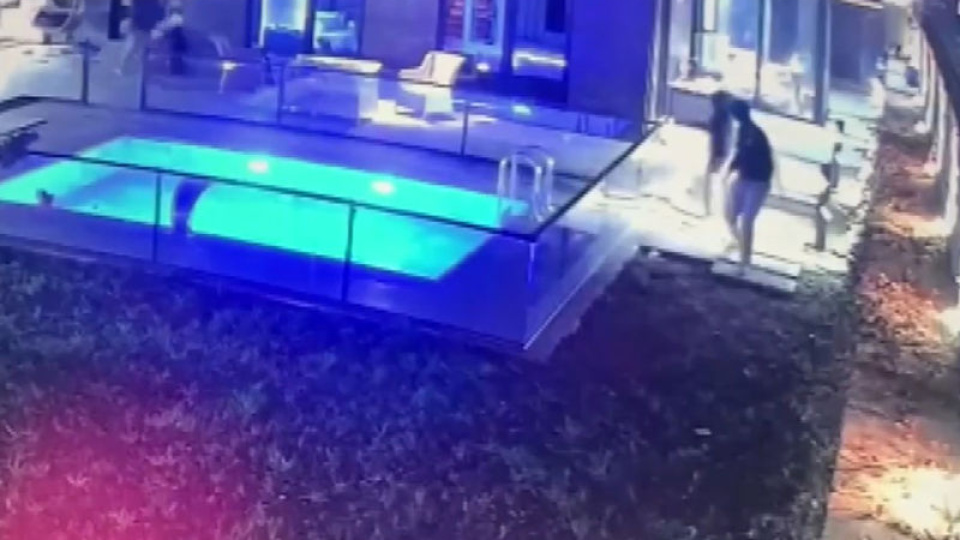 Otomobil, ziynet eşyası ve para... Lüks villada büyük soygun!