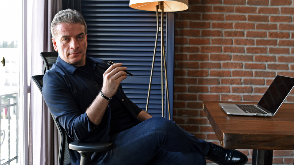 Yürümeye başladı