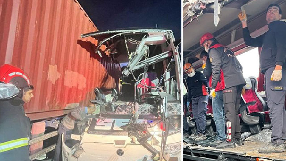 Otobüs TIR'a arkadan çarptı! Çok sayıda can kaybı var!