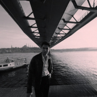 Oldukça Renksiz'den yeni tekli: Geçmişi İzlerken