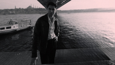 Oldukça Renksiz'den yeni tekli: Geçmişi İzlerken