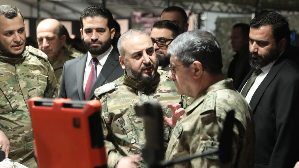 Bayraktaroğlu Suriyeli mevkidaşı ile görüştü