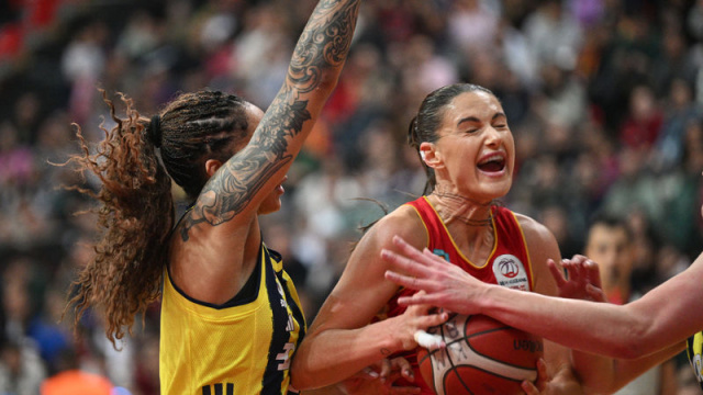 Fenerbahçe Opet, Kayseri'de galip!