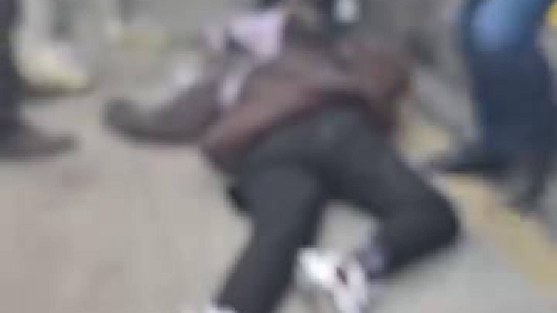 Cevizlibağ'da baygınlık geçirerek düşen 14 yaşındaki kıza metrobüs çarptı - Cevizlibağ metrobüs kazası