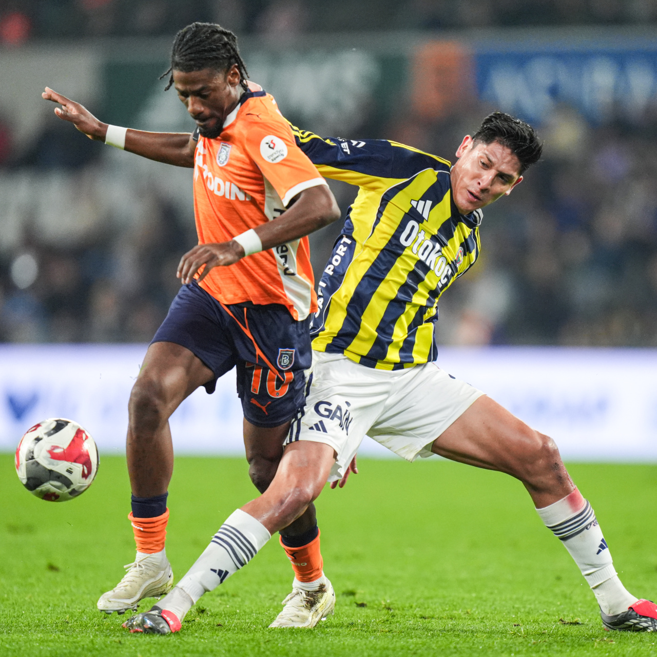 Başakşehir'de ilk 11'ler belli oldu!