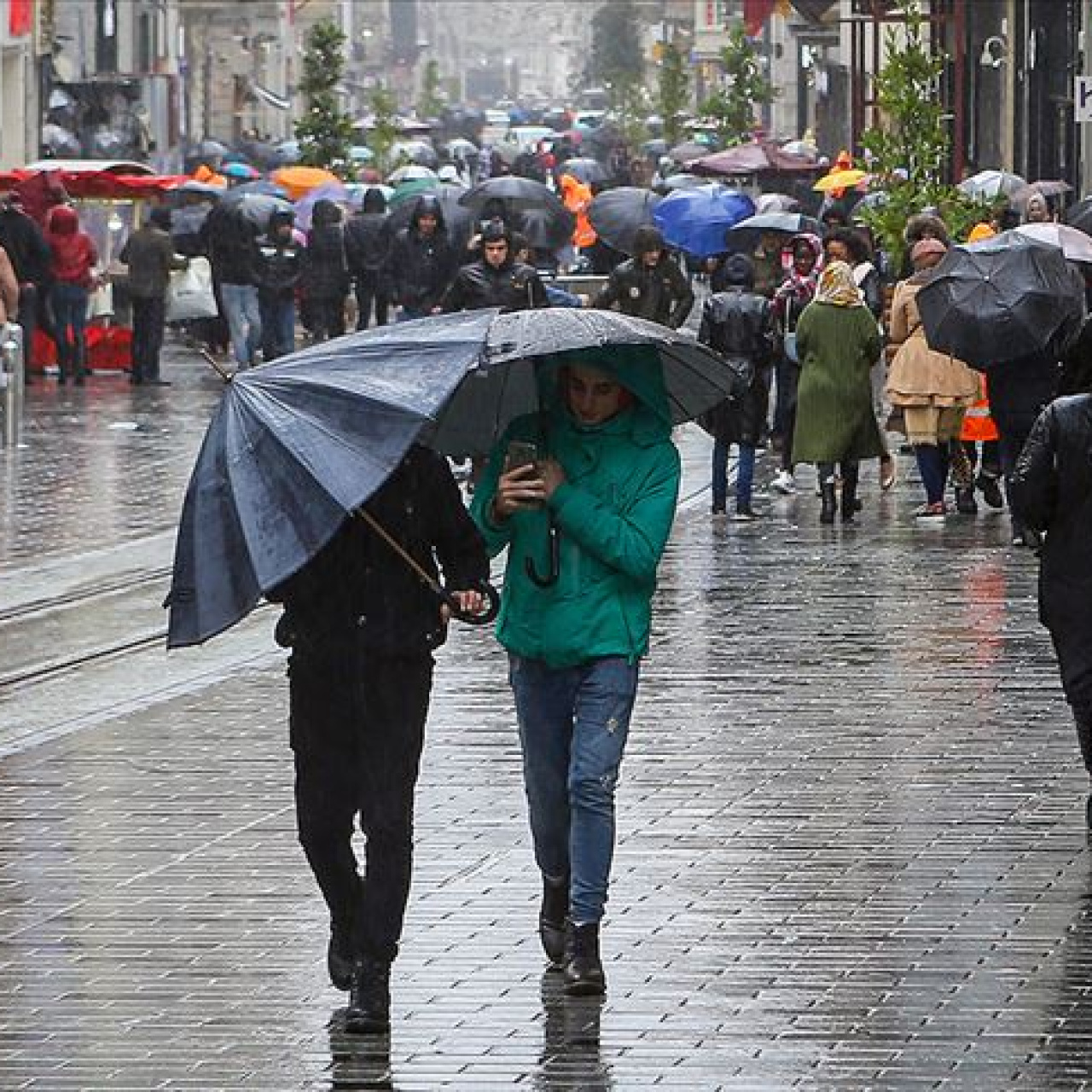 İstanbul'a sağanak yağış uyarısı