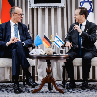 Merz, İsrail Cumhurbaşkanıyla görüştü