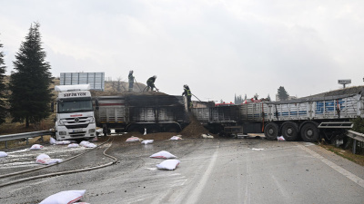 TIR'lar çarpıştı, yangın çıktı!