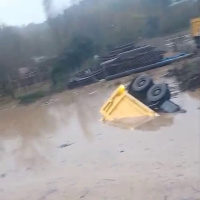 İstanbul'da sağanak taşkınlara yol açtı!