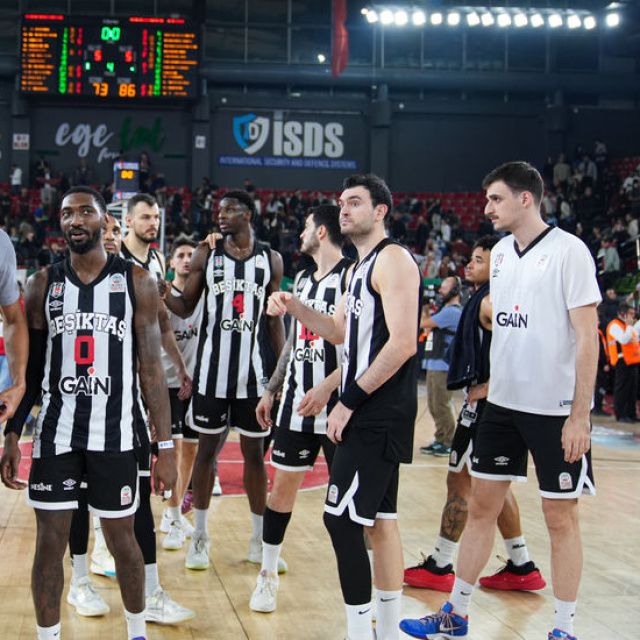 Beşiktaş GAİN, Karşıyaka'yı devirdi'