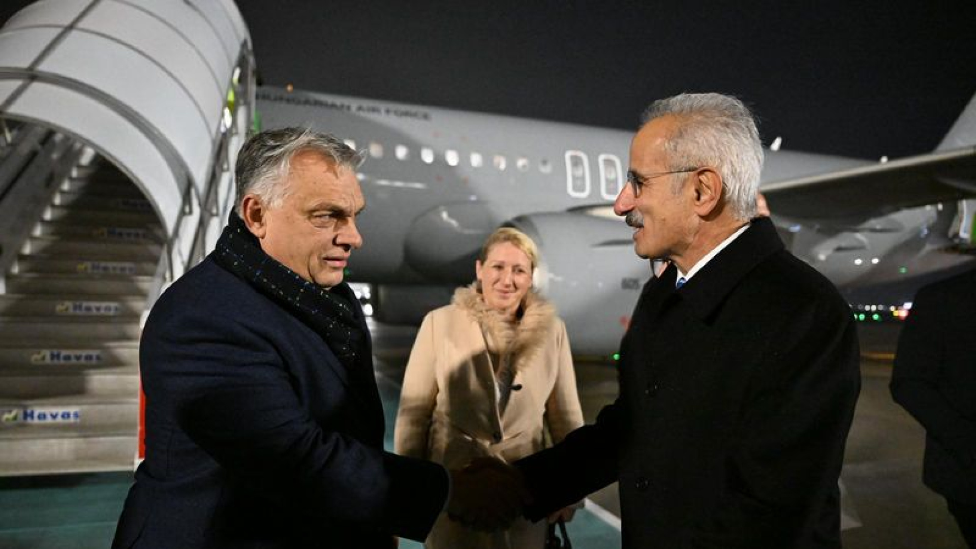 Uraloğlu, İstanbul'da Başbakan Orban'ı Karşıladı: Stratejik İşbirliği Görüşmeleri Başladı