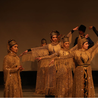 Esed rejiminin devrilmesini kutladılar