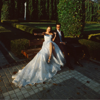 Reşit olduktan 3 gün sonra evlendi