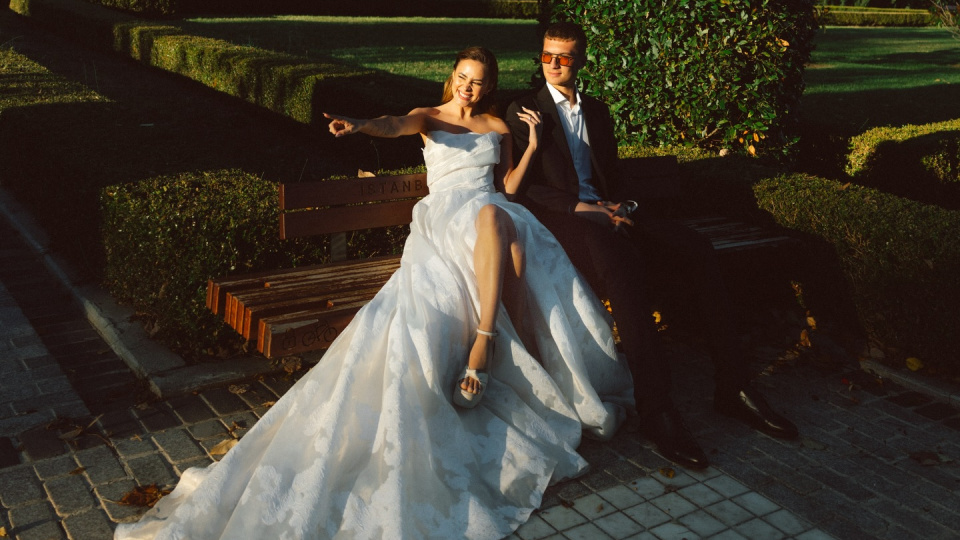 Reşit olduktan 3 gün sonra evlendi