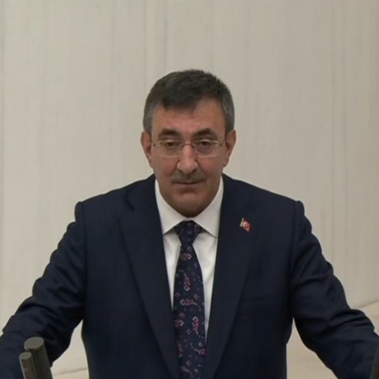 "Teklif istikrar ve refah bütçesidir"