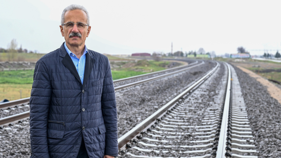 350 kilometrelik demiryolu hattı hayata dönüyor